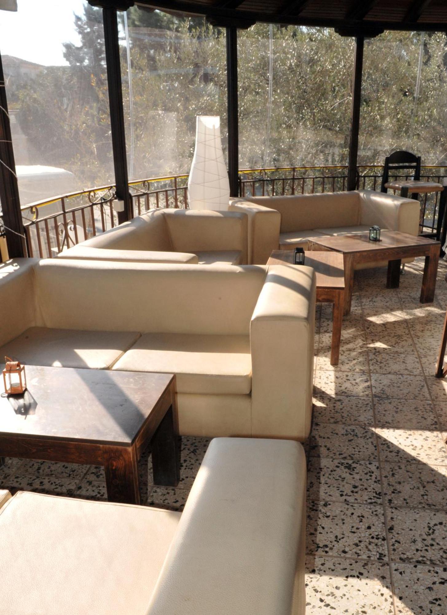 Hotel Ballas أغريا المظهر الخارجي الصورة
