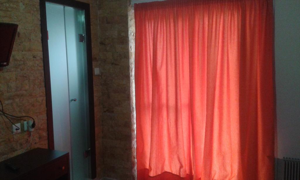 Hotel Ballas أغريا المظهر الخارجي الصورة