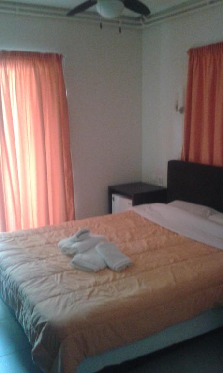 Hotel Ballas أغريا المظهر الخارجي الصورة